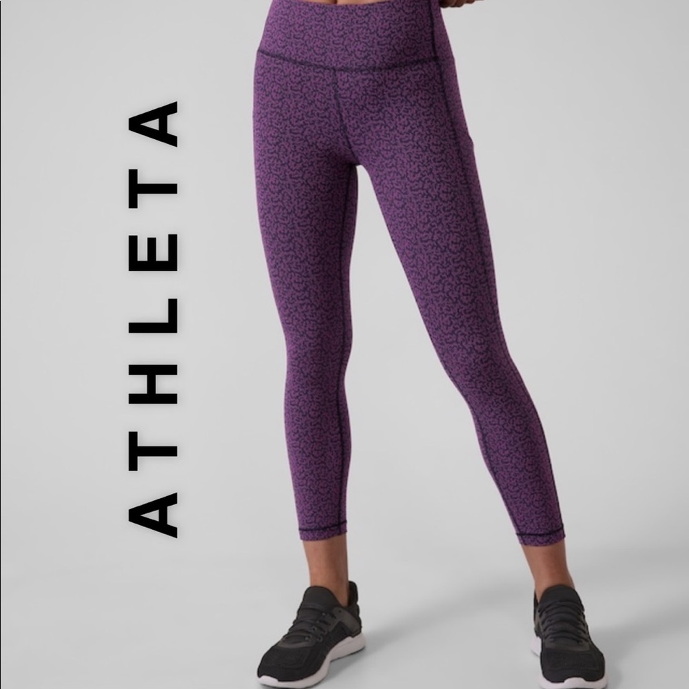 Athleta Ultimate Stash Pocket Textured 7/8 Tight Leggings